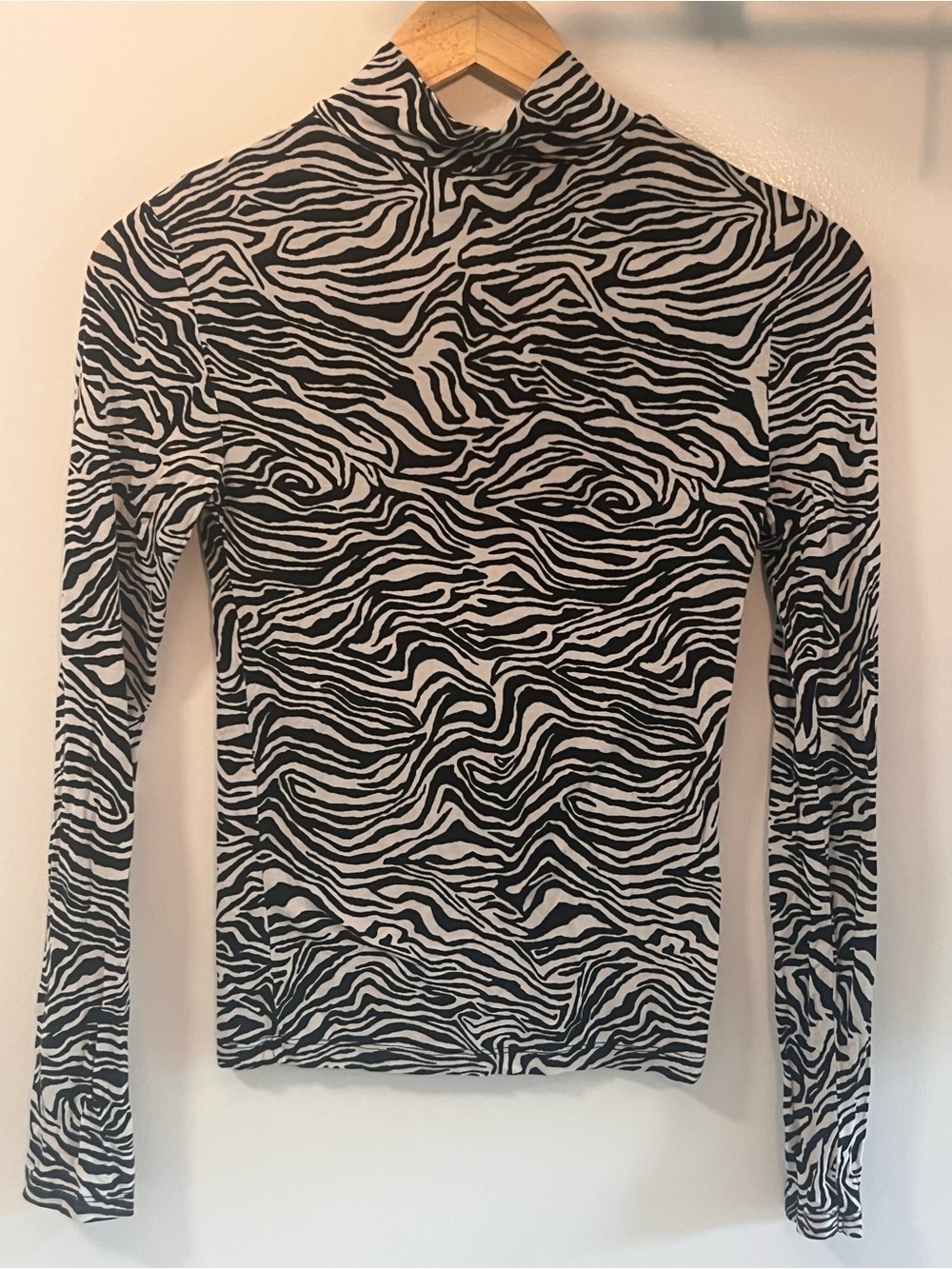 stradivarius Black and White Zebra-Print Mock Neck Top